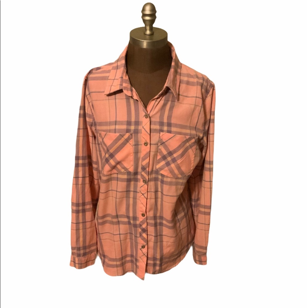 Sale‼️C&C California plaid button down shirt